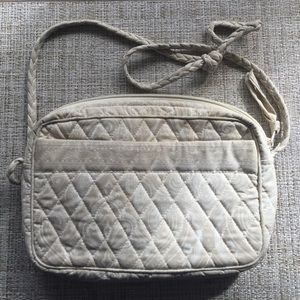 Beige-cream paisley Vera Bradley crossbody purse