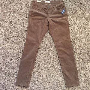 Old Navy Rock Star supper skinny cords, size 8