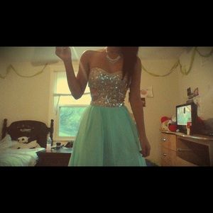 Strapless homecoming dress