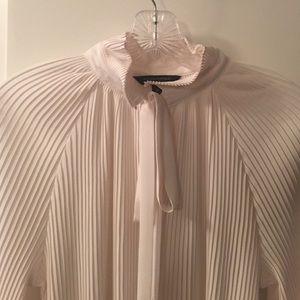 Banana Republic bow front blouse