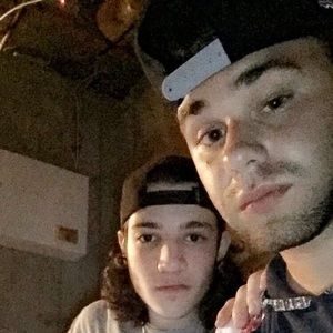 Meet your Posher, Max