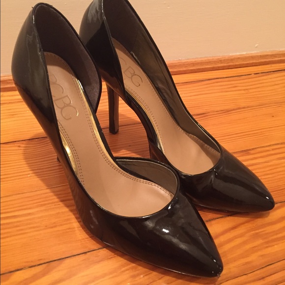 BCBG Black Pumps 👠 - Picture 2 of 4