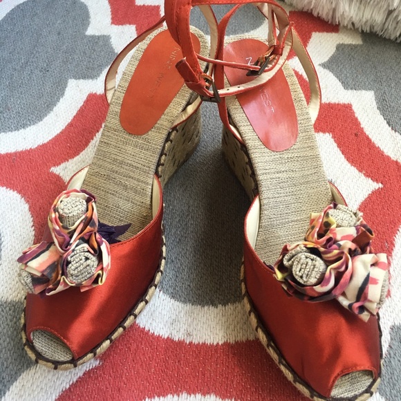 Nine West Burnt orange peep toe espadrilles