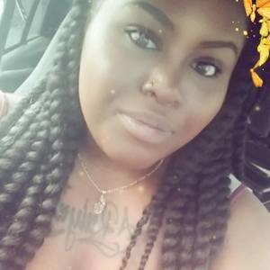 Meet your Posher, Lorena