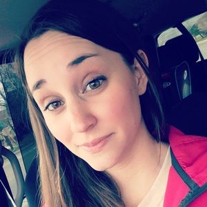 Meet your Posher, Aleasa