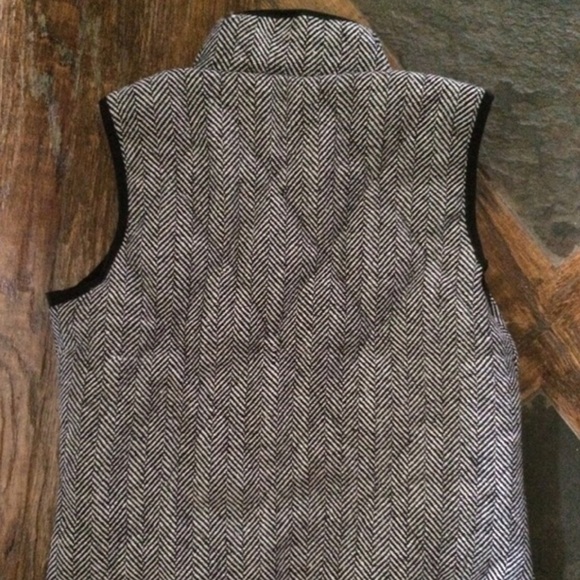 PRE ORDER: "Diane" quilted herringbone vest - Picture 3 of 3