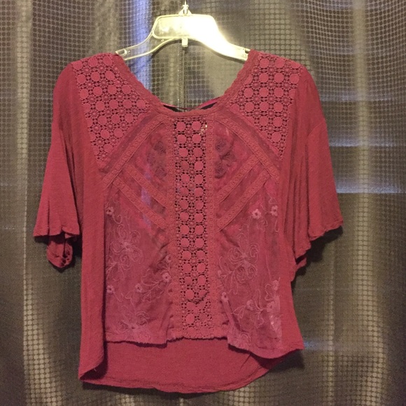 Kimchi Blue blouse. Keyhole back