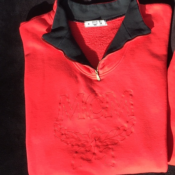 💰MCM💰100% AUTHENTIC! Vintage RARE Red Sweatshirt - Picture 4 of 4