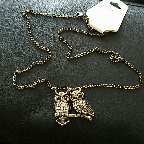 Super Cute rhinestone Owl friends necklace