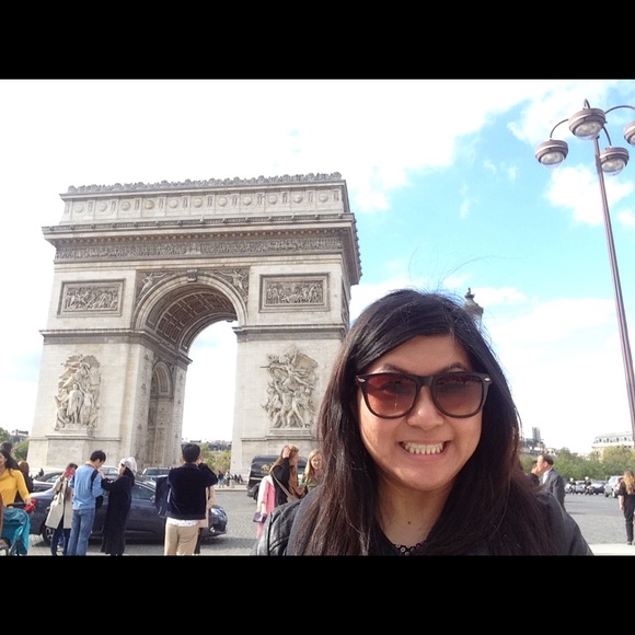 Meet your Posher, Brenda - Picture 3 of 3