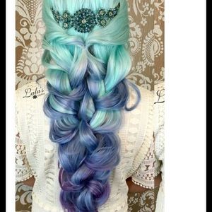 Meet your Posher, Ana