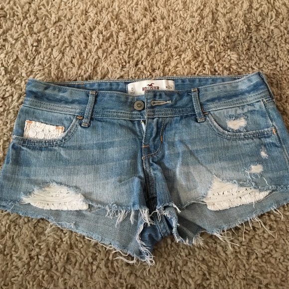 Hollister shorts size 0 w24