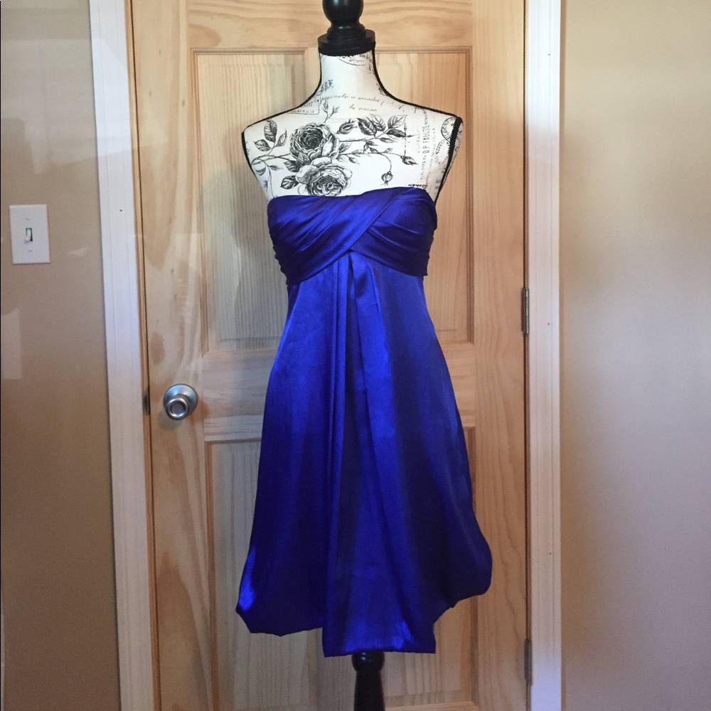 Bubble Prom dress in silky & strapless Royal Blue
