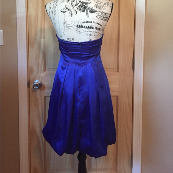 Bubble Prom dress in silky & strapless Royal Blue - Picture 3 of 7
