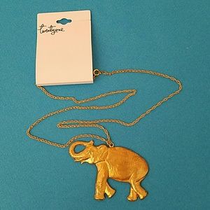*SOLD* NWT F21 Elephant Necklace