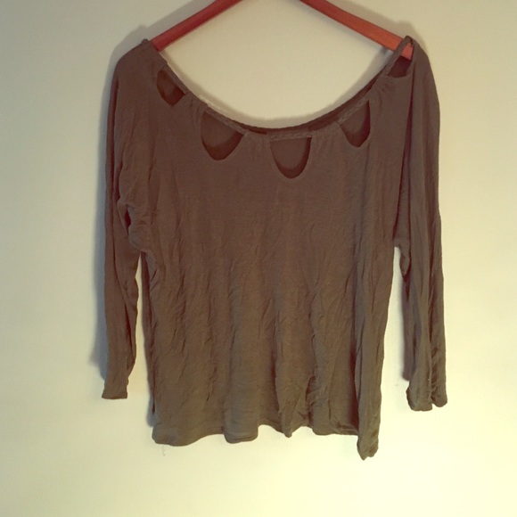 Cute 3/4 length sleeve shirt
