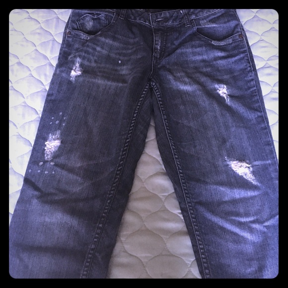 Ankle length skinny jeans