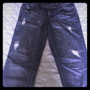 Ankle length skinny jeans