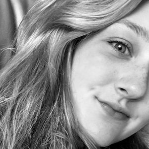 Meet your Posher, Michaela