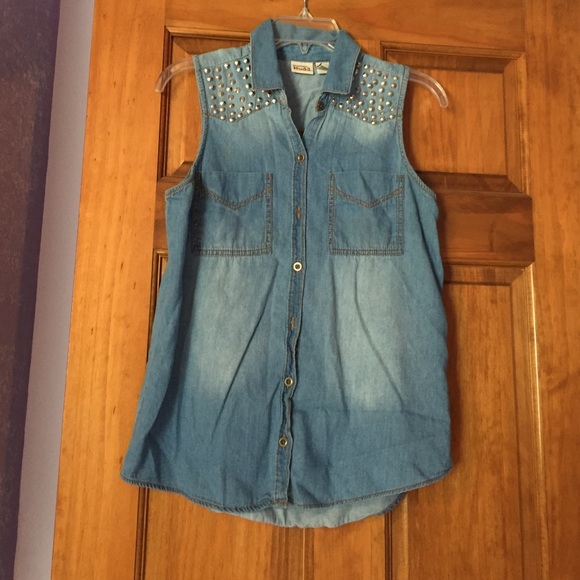 Denim studded shirt