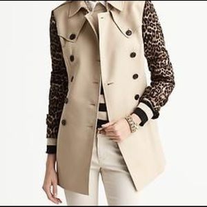 Banana Republic Leopard sleeve trench coat. Sz XS