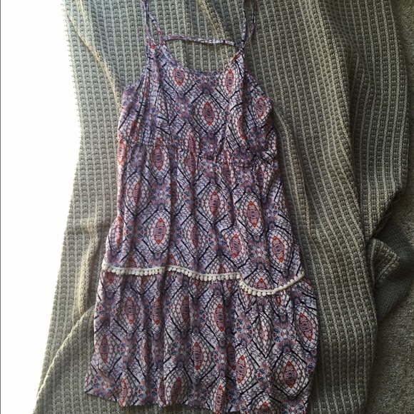 Patterned Dress - Picture 3 of 4