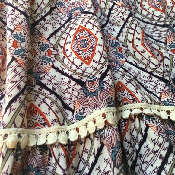 Patterned Dress - Picture 4 of 4