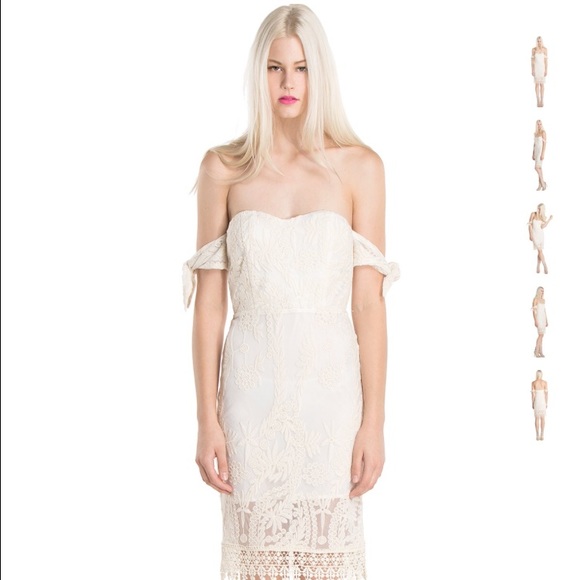 Line and dot white lace Aura tube dress - Picture 2 of 3