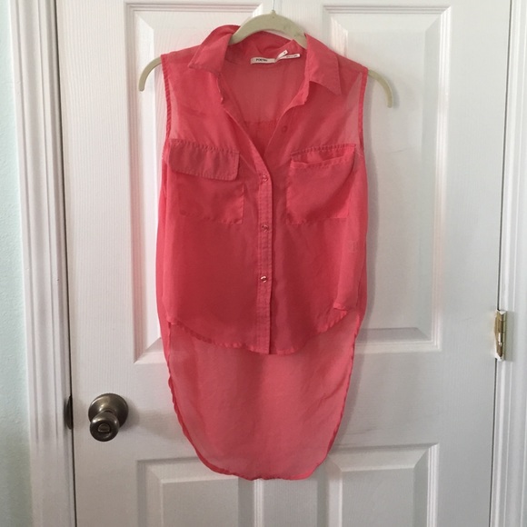 Cute Sheer High Low Top!