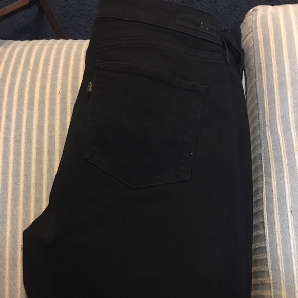 Levi's