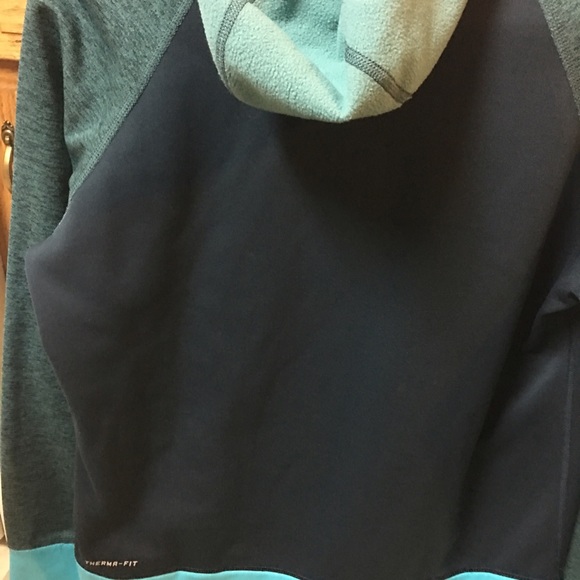 Nike jacket - Picture 2 of 3