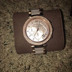 MICHEAL KORS watch