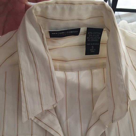 Long sleeve size small from New York company.