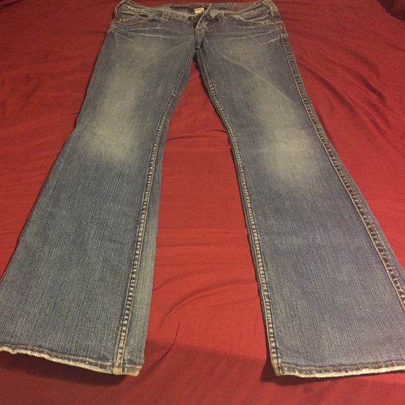 Size 29 Silver jeans 33" length