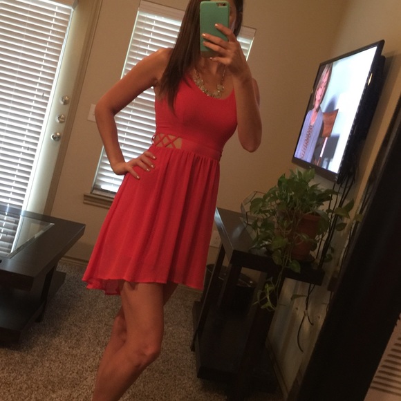 GB Hi-lo cut out dress!