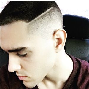 Meet your Posher, Nicholas