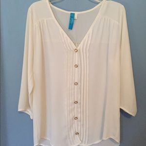 Cream flowy Top
