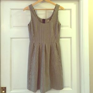 Striped Banana Republic sleeveless dress