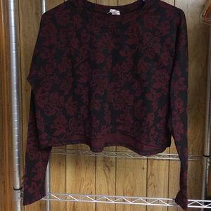 Crop top long sleeve shirt