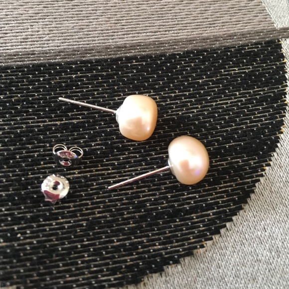 Silver Color Buff Freshwater Pearl Earrings. - Picture 2 of 3