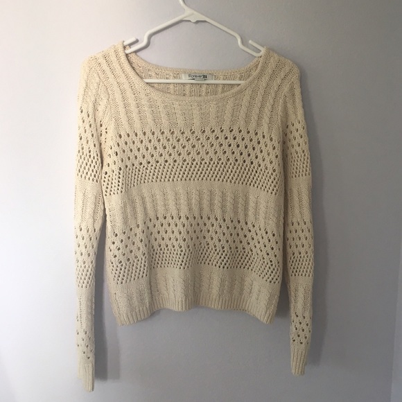 Cream sweater🌼