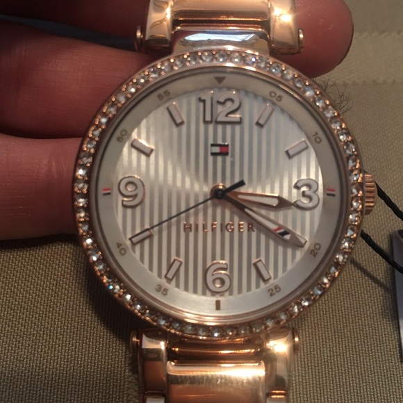 Tommy Hilfiger rose gold watch