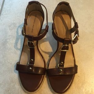 New Antonio Melani brown wedge 8.5