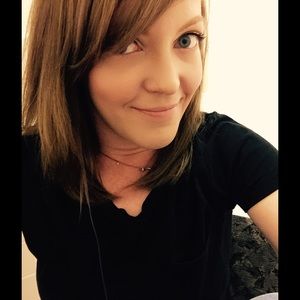 Meet your Posher, Dedra