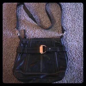 ⭐️FINAL SALE⭐️ Tignanello black leather purse