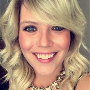 Meet your Posher, Paige