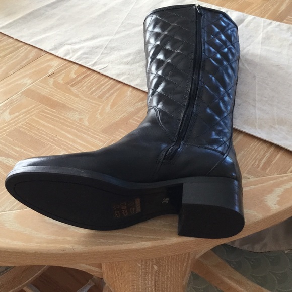 CATHERINE MALANDRINO QUILTED RIDING BOOT. NWT - Picture 2 of 4