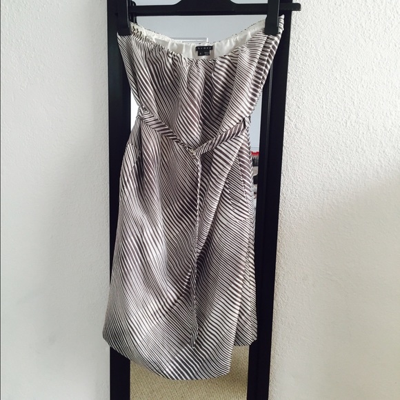 Theory gray striped silk belted dress