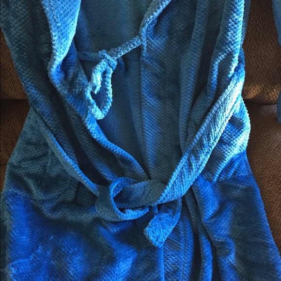 Hannah Micro Fleece Folded Robe - Picture 3 of 4
