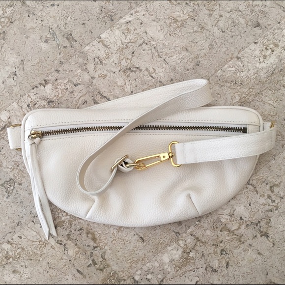 Ames Tovern Hip Bag
